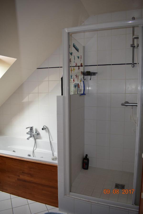 Au Calme Bed & Breakfast Houssay  Dış mekan fotoğraf
